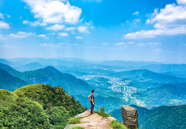 【江西旅游高铁纯玩三日】宜春+明月山+羊狮幕+温汤镇半自助高铁三天