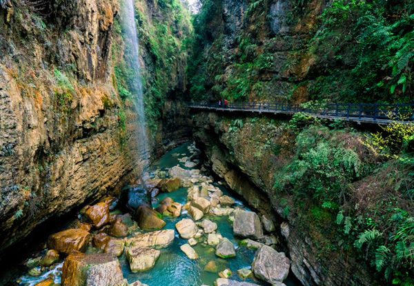 【清远旅游二日】银盏森林温泉、云天玻霸大峡谷、古龙峡九瀑布品质